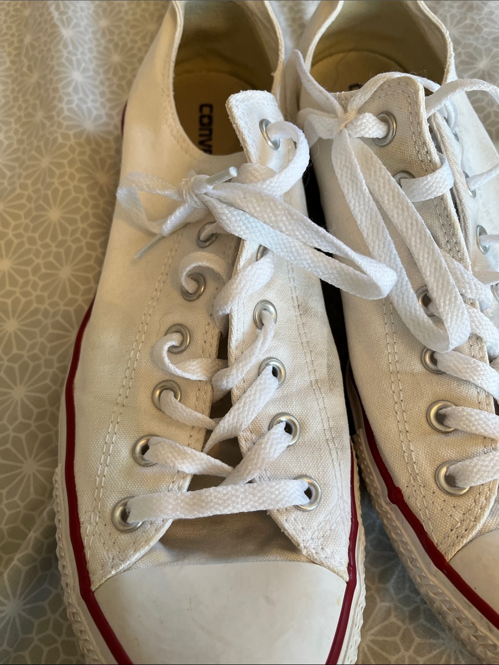 Classic Low-Top Canvas Sneakers in White with Red Trim mens 13 - Picture 4 of 8
